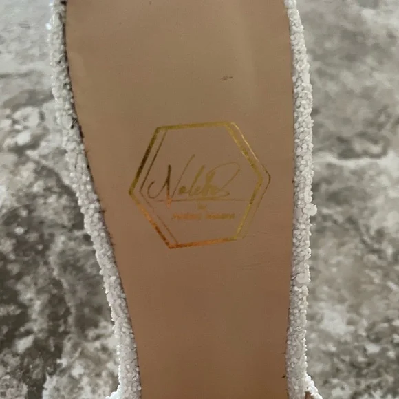 Nalebe Womens white glitter pumps. absolutely stunning! Perfect condition - Picture 3 of 4